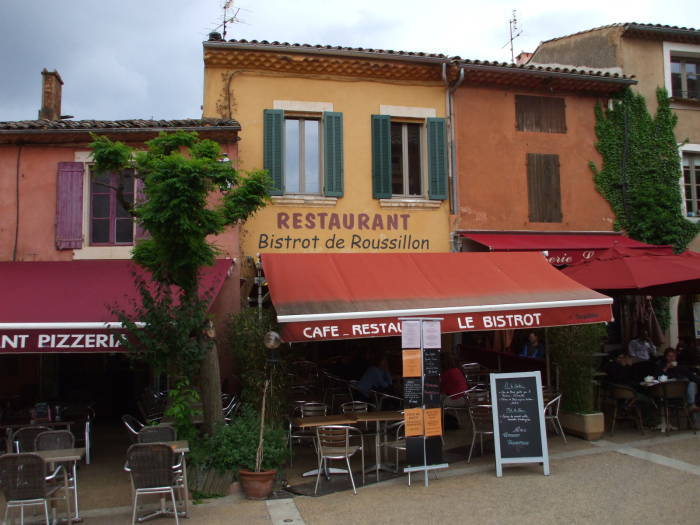 Cafes in Roussillon.