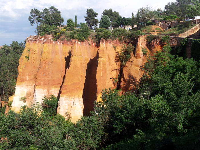 Ochre outcroppings around Roussillon, yellow and light orange.