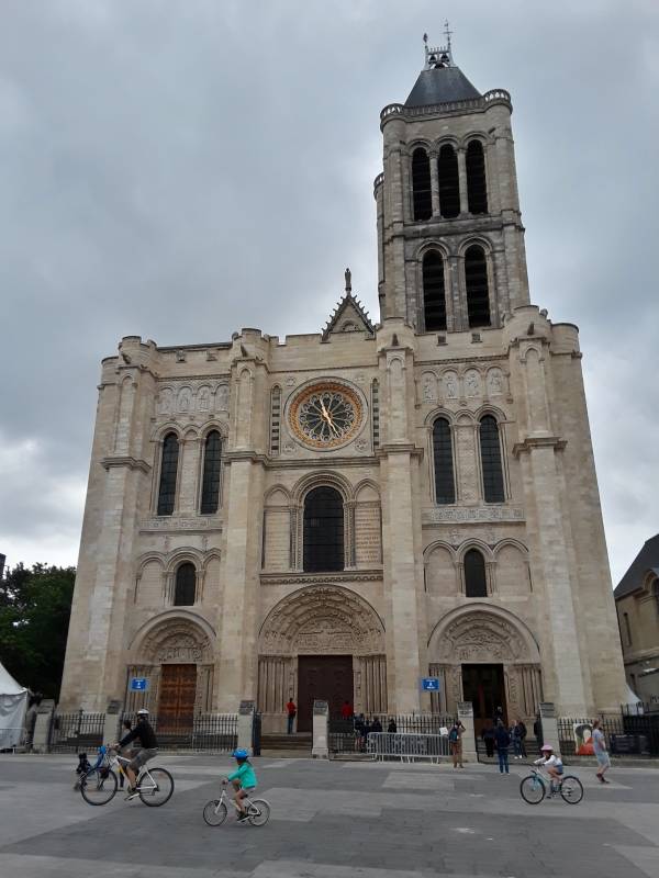 Facade of Basilique Saint-Denis.