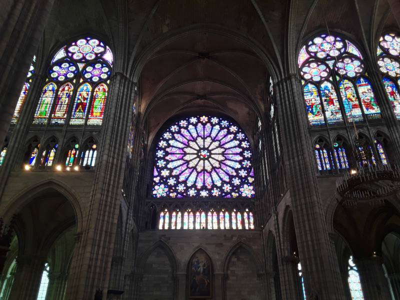 Celestory windows and a side rose window at Basilique Saint-Denis.