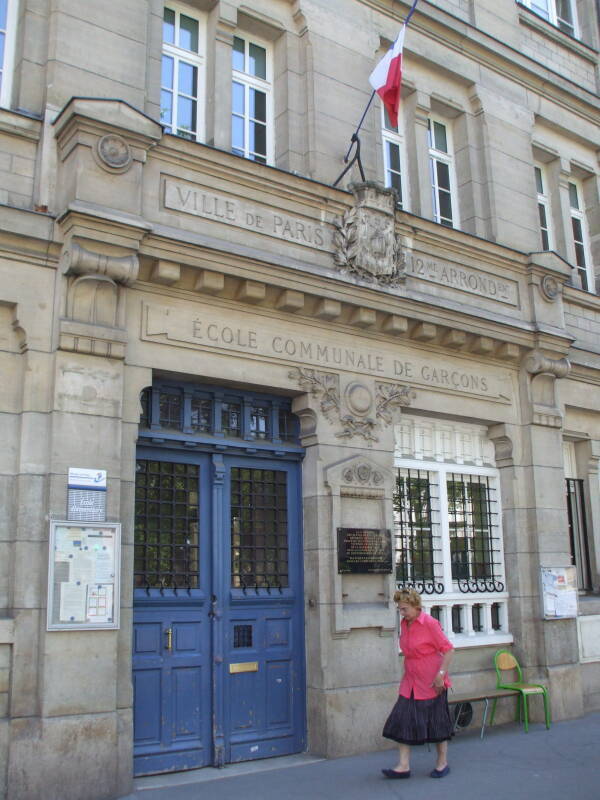 Elementary school in Paris, formerly the 'École Communale de Garçons', in the 12th Arrondissement.