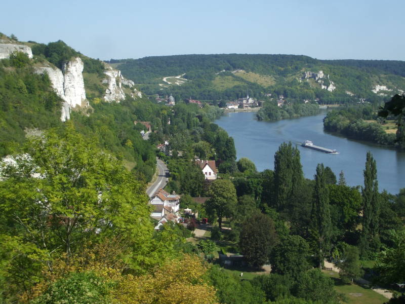 View back to Château Gaillard and Les Andelys.