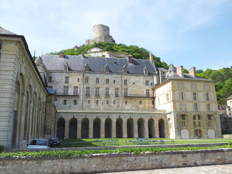 12th century Château de La Roche-Guyon