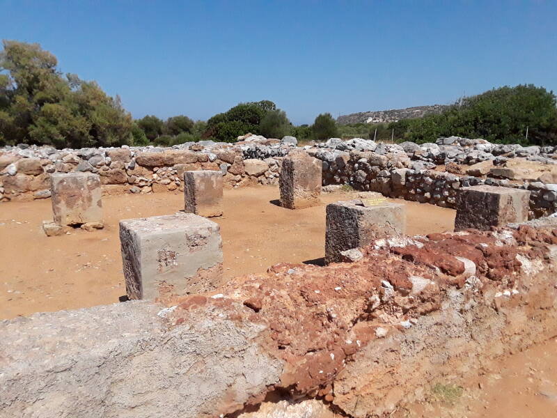 'Pillar Hall' in the Minoan palace of Malia.