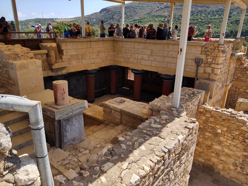 Minoan palace complex at Knossos.