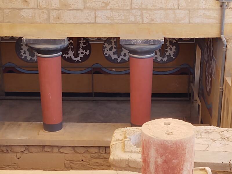 Minoan palace complex at Knossos.