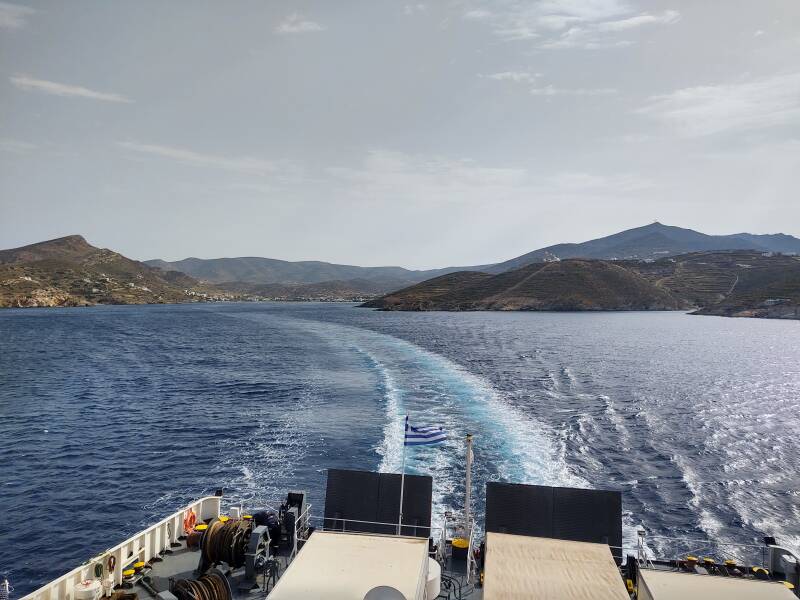 Ferry from Ios to Folegandros leaving Ios.
