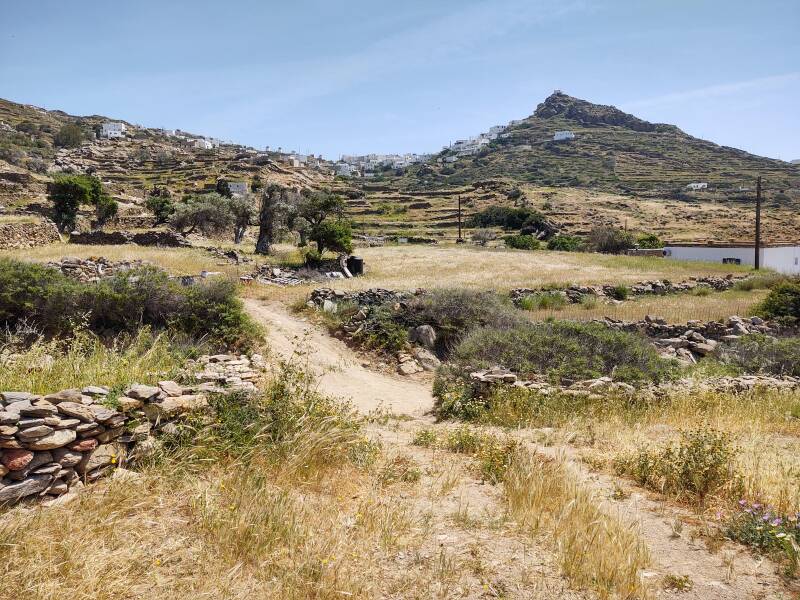 Skarkos, an early Bronze Age settlement on Ios.