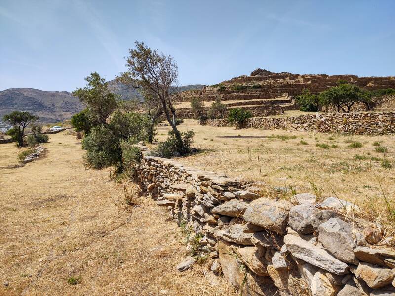 Skarkos, an early Bronze Age settlement on Ios.