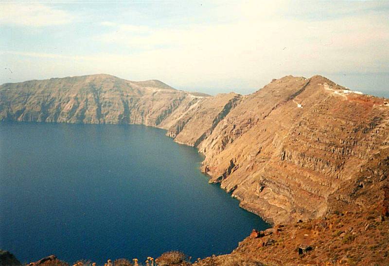 The cliff top trail in Santorini, a trek from Thira, the main town, to Oia.