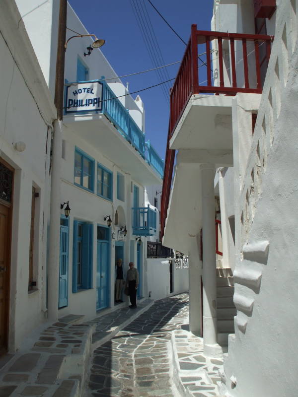 Walking south on Matogianni, the main street south through Hora on Mykonos.