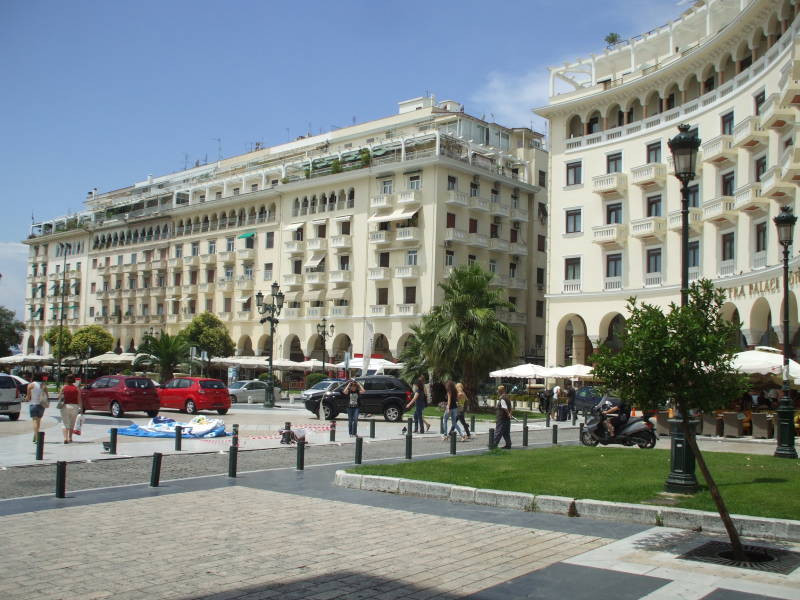 Platea Aristotelous in Thessaloniki.