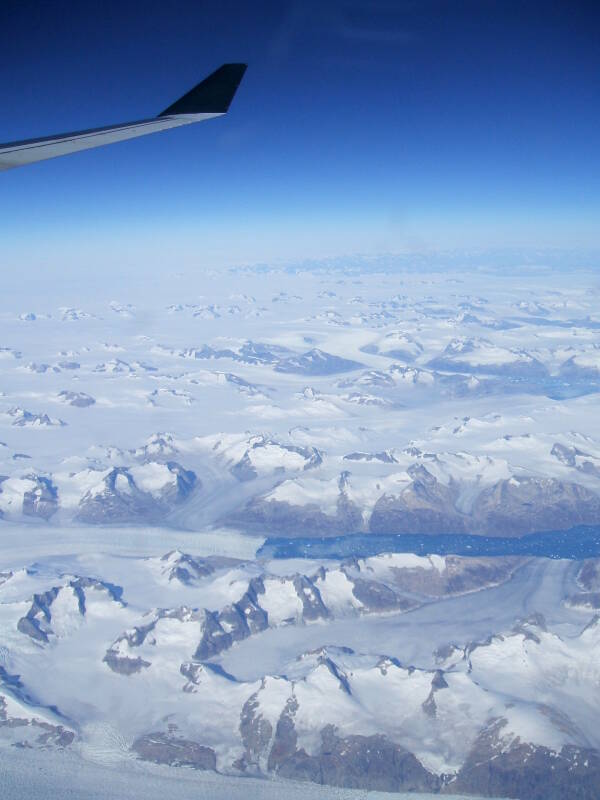 View of Greenland from on board Air Canada flight 857 from London Heathrow to Toronto, 20 September 2006.  Airbus 330 seat 41K, climbed to FL 400 in second half of flight.