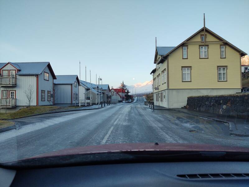 Fáskrúðsfjörður town.