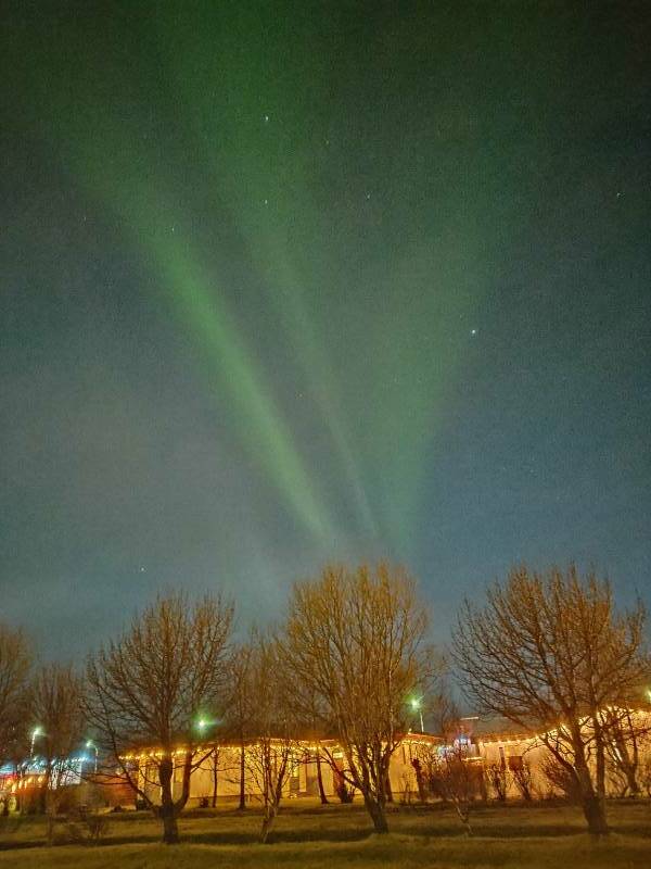 Aurora over Höfn 2021-12-19 19:33:45.