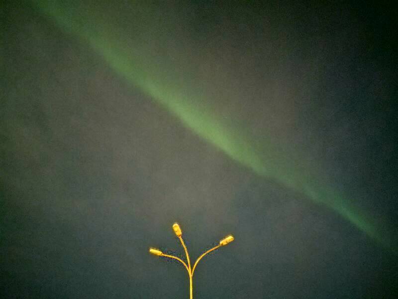Aurora over Höfn 2021-12-19 21:45:05.