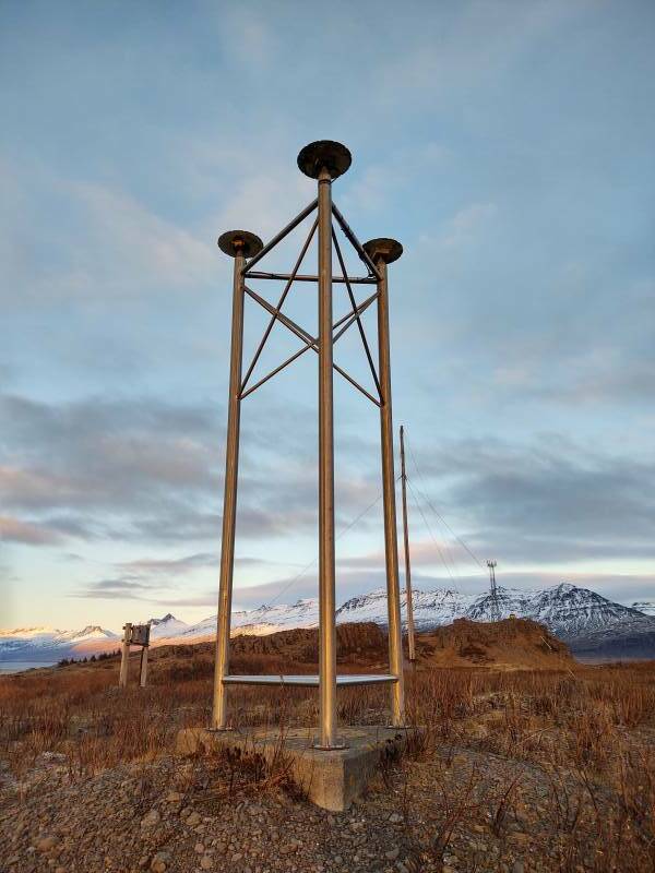 Three UHF/microwave patch antennas at Djúpivogur.