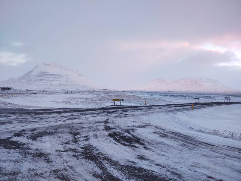 Road outside Horsós.