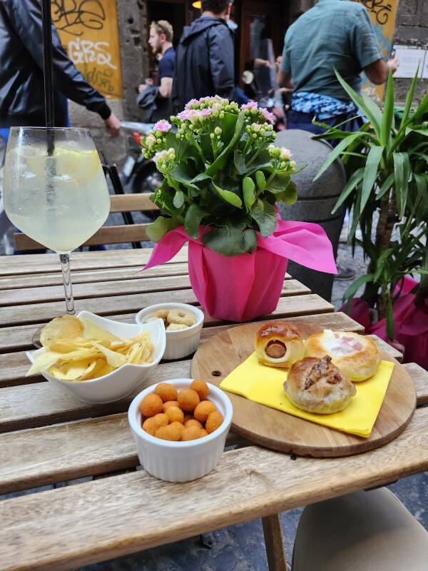 Aperitivo with limoncello spritz.
