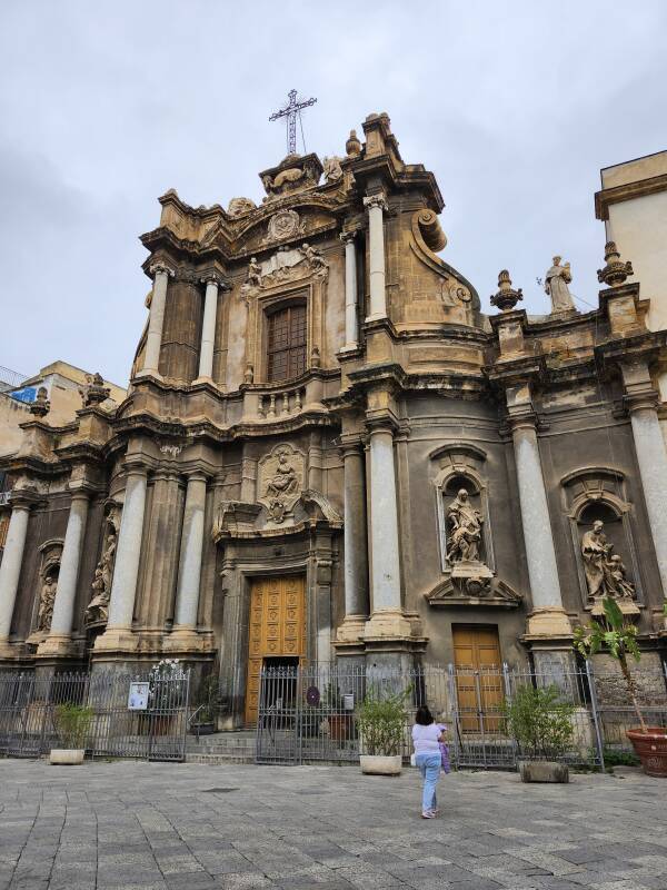 Façade of Sant'Anna la Misericordia.