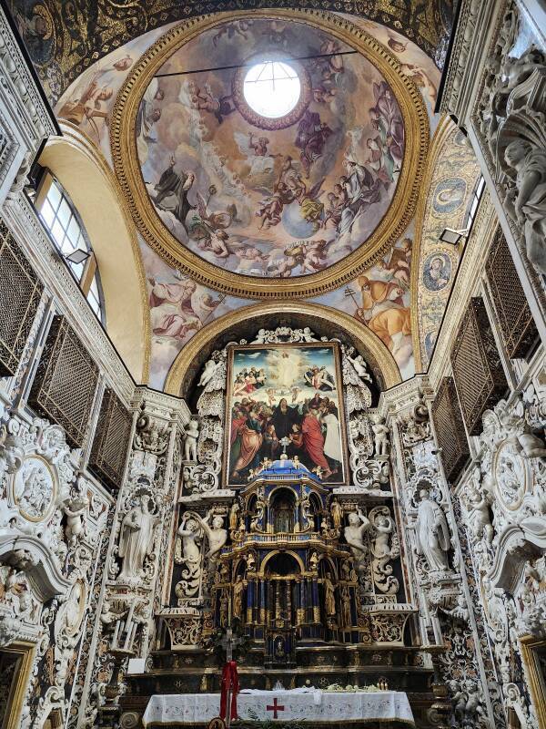 Baroque altar area.