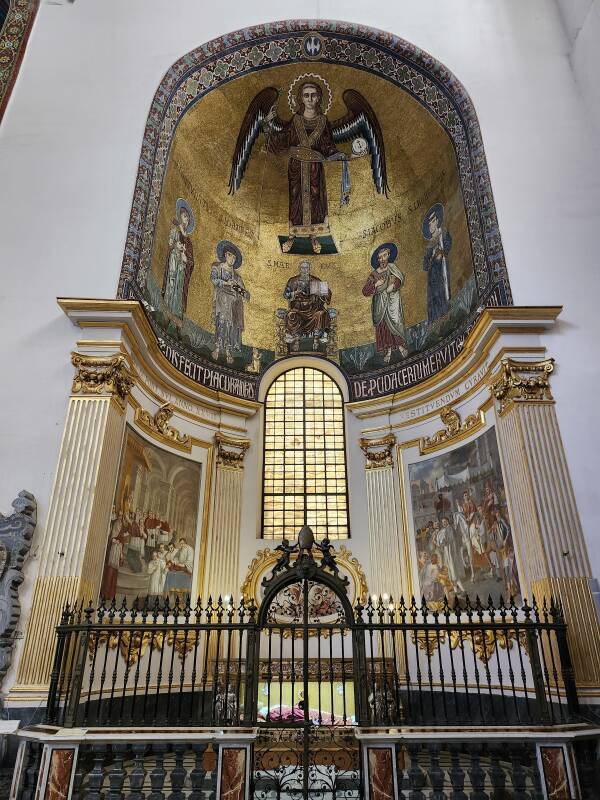 Right apse of Salerno duomo with tomb of Pope Gregory VII.