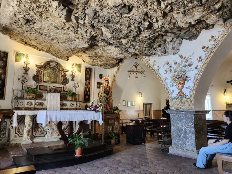 View as you step into the chapel.