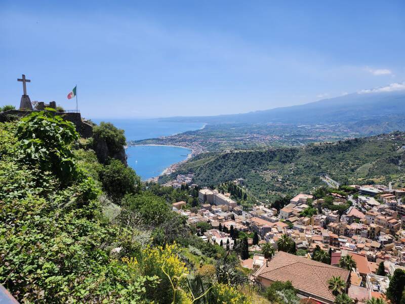 Cross, coast, and coastline.