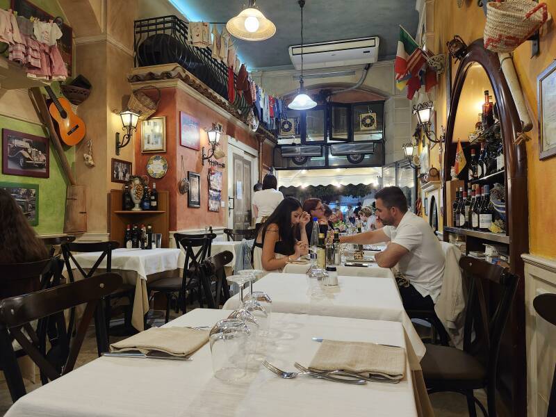 Actual Italians speaking Italian.