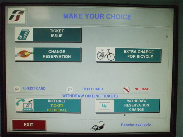 Trenitalia ticket purchase interface: Select your language.