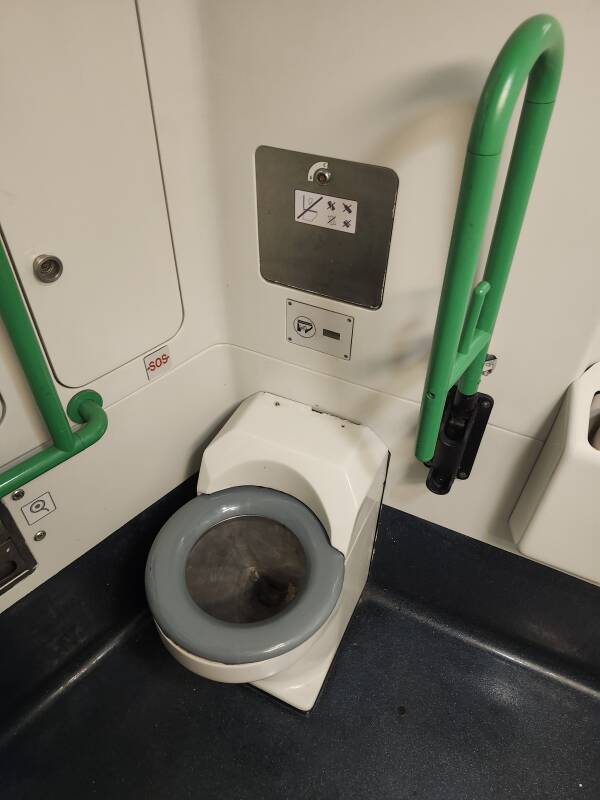 Toilet on a Regionale train.