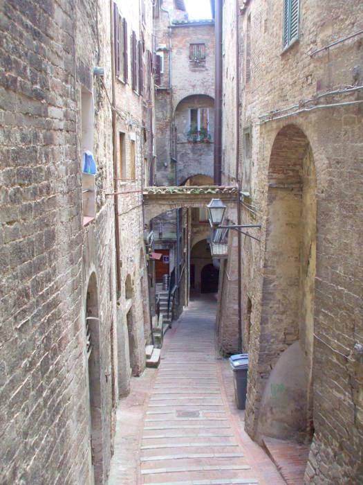 Narrow streets in the old city of Perugia.
