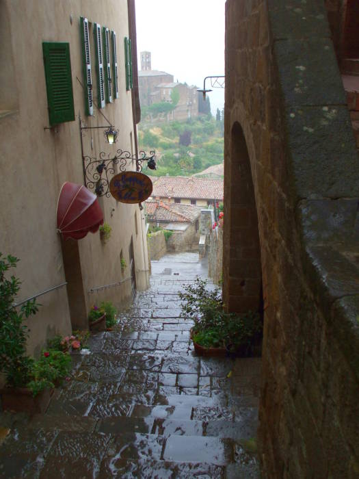 Entrance to Taverna del Grappolo Blu in Montalcino.