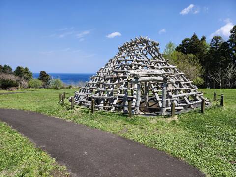 Jōmon settlement overlooking the Pacific Ocean at Ōfune Site.