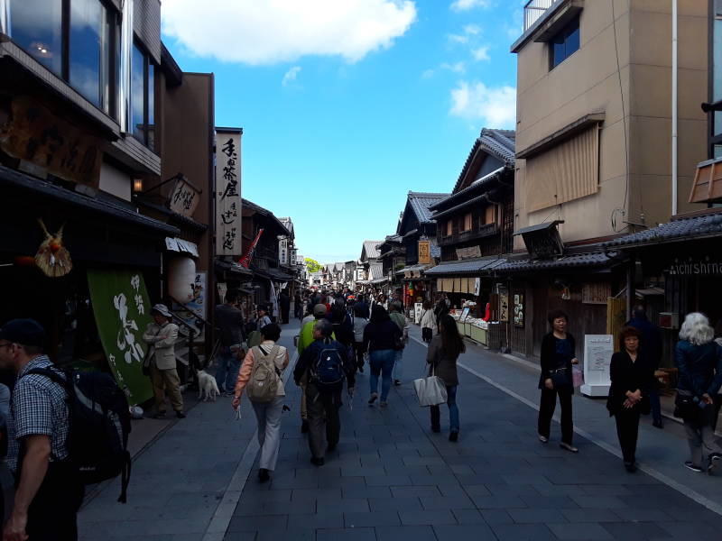 Oharai Machi, a small side street filled with vendors near the Inner Shrine at Ise.