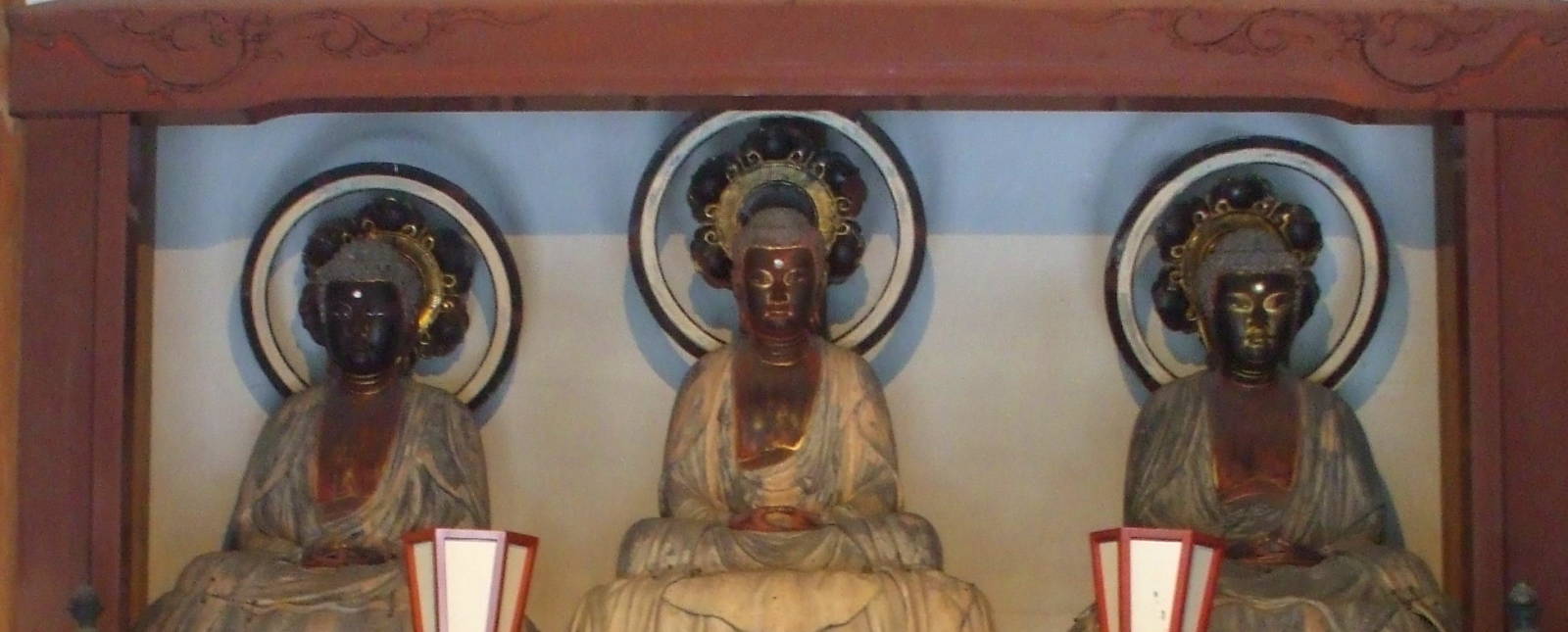 Statues of Shaka, Miroku, and Amida Nyorai at Kenpōzan Jōchi-ji near Kita-Kamakura.