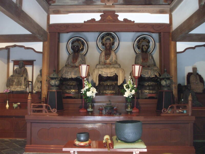 Zen Buddhist temple Kenpōzan Jōchi-ji at Kita-Kamakura