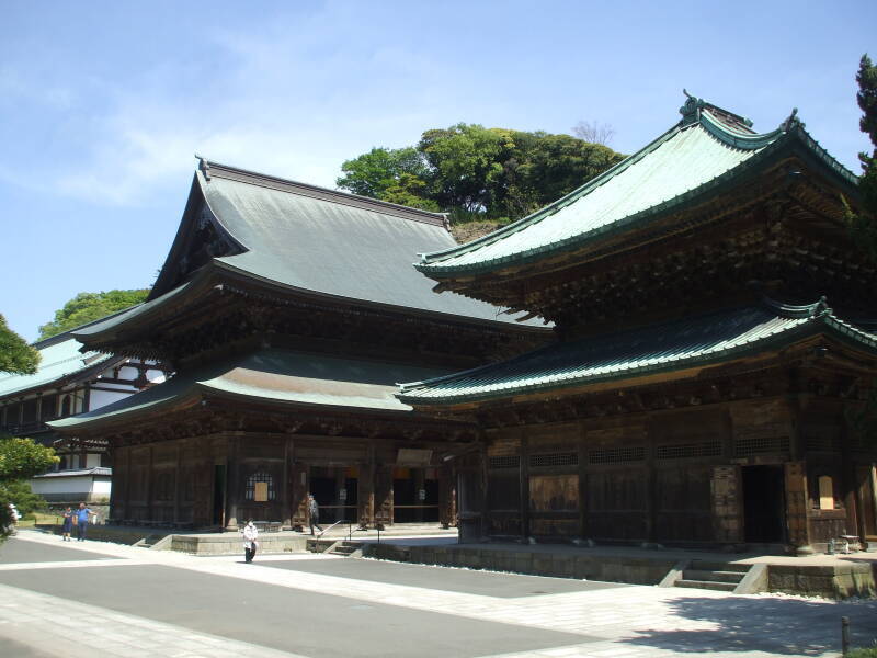 Hattō or the Dharma Hall at the Zen Buddhist temple Kenchō-ji at Yamanouchi near Kamakura.
