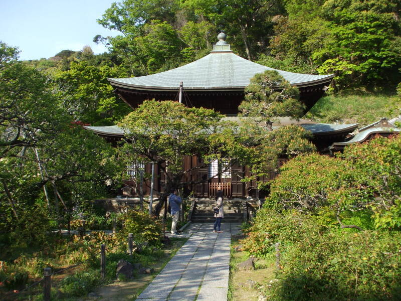 Kinpeizan temple in Kamakura.