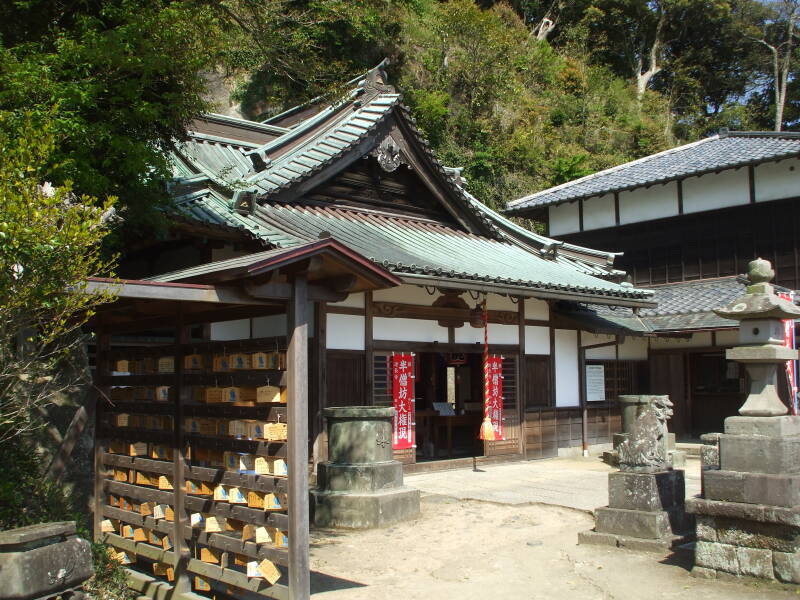 Hansōbō shrine at Zen Buddhist temple Kenchō-ji at Kamakura.