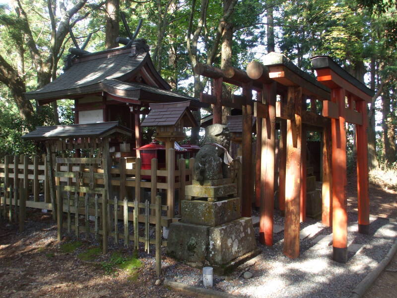 Shintō shrine at the peak of the pilgrims' path around the west and north of Kōya-san.