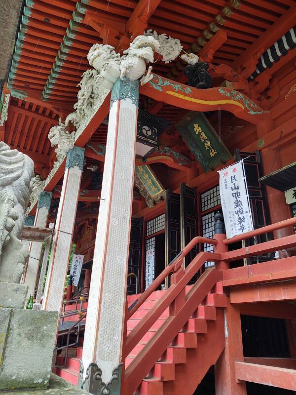 Entry and porch of Dewasanzan-jinja, the main shrine.