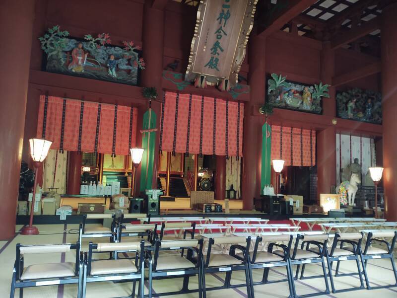 Interior of Dewasanzan-jinja, the main shrine.