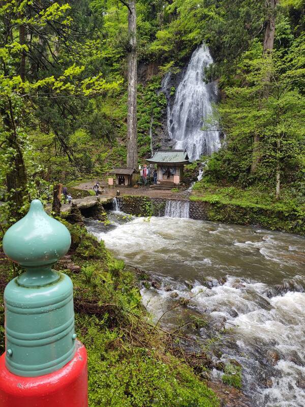 Harai River Shrine and the Suga Waterfall, at the beginning of the path up Mount Haguro.