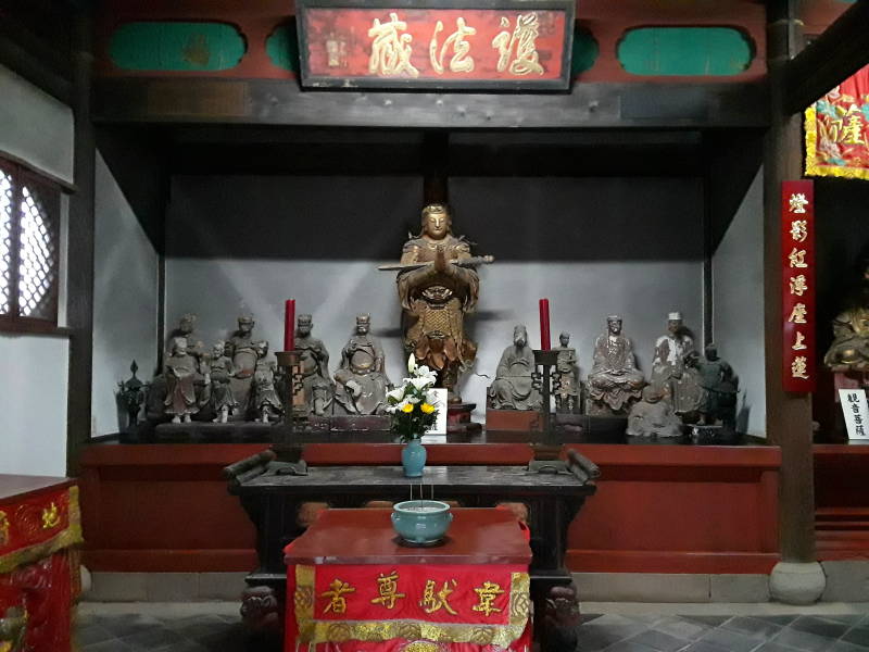 Altar at Sōfuku-ji Buddhist temple in Nagasaki.