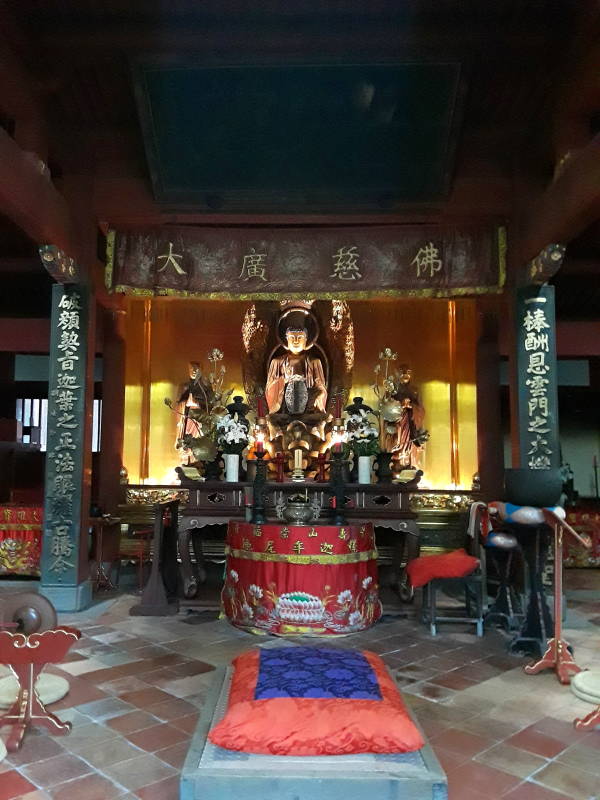 Altar inside Daiyū Hōden or Buddha Hall, officially designated as a National Treasure, at Sōfuku-ji Buddhist temple in Nagasaki.