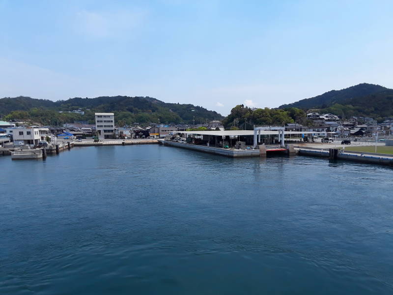 Ferry from Miyanoura on Naoshima to Uno.
