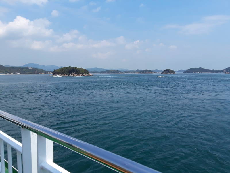 Ferry from Miyanoura on Naoshima to Uno.