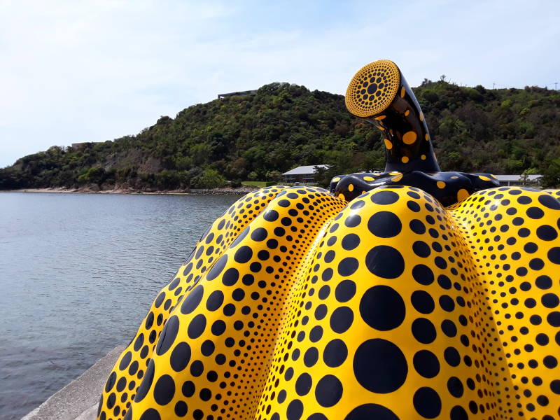 Yayoi Kusuma 'Yellow Pumpkin' near the Benesse hotel on Naoshima.