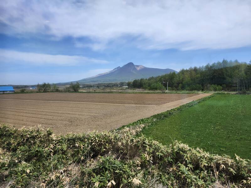 Hokkaidō-Komaga-Take seen from the Hokuto Limited Express train.